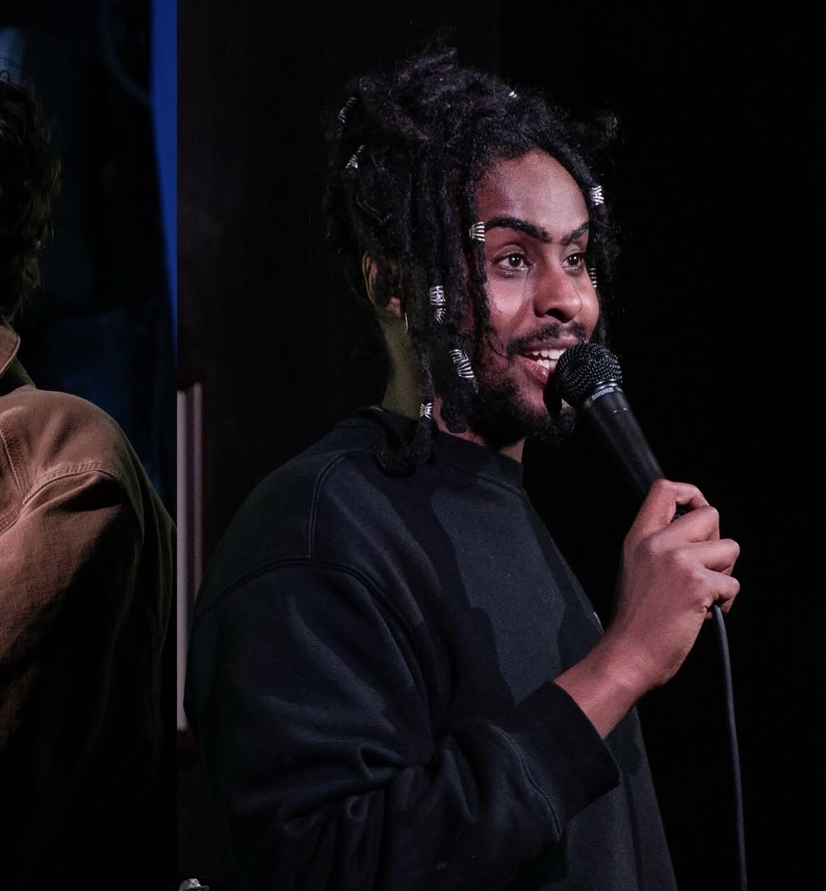 Mo Mussa performing stand-up